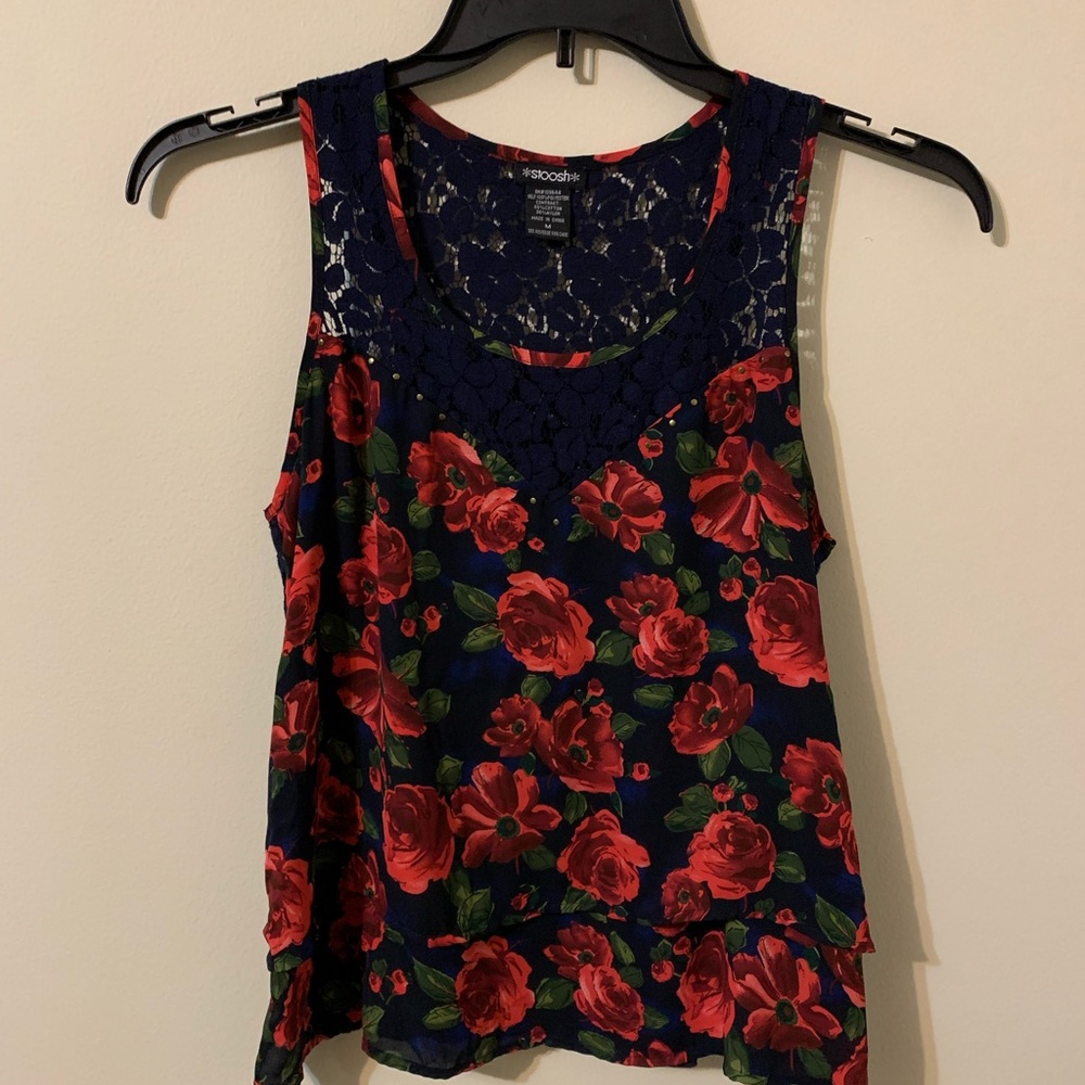Stoosh, sleeveless top with lace back, size Medium
